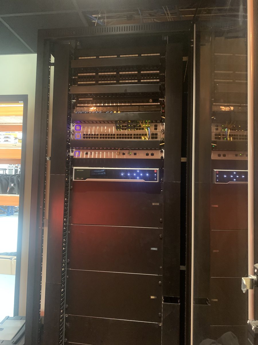 VMS server in serverrack